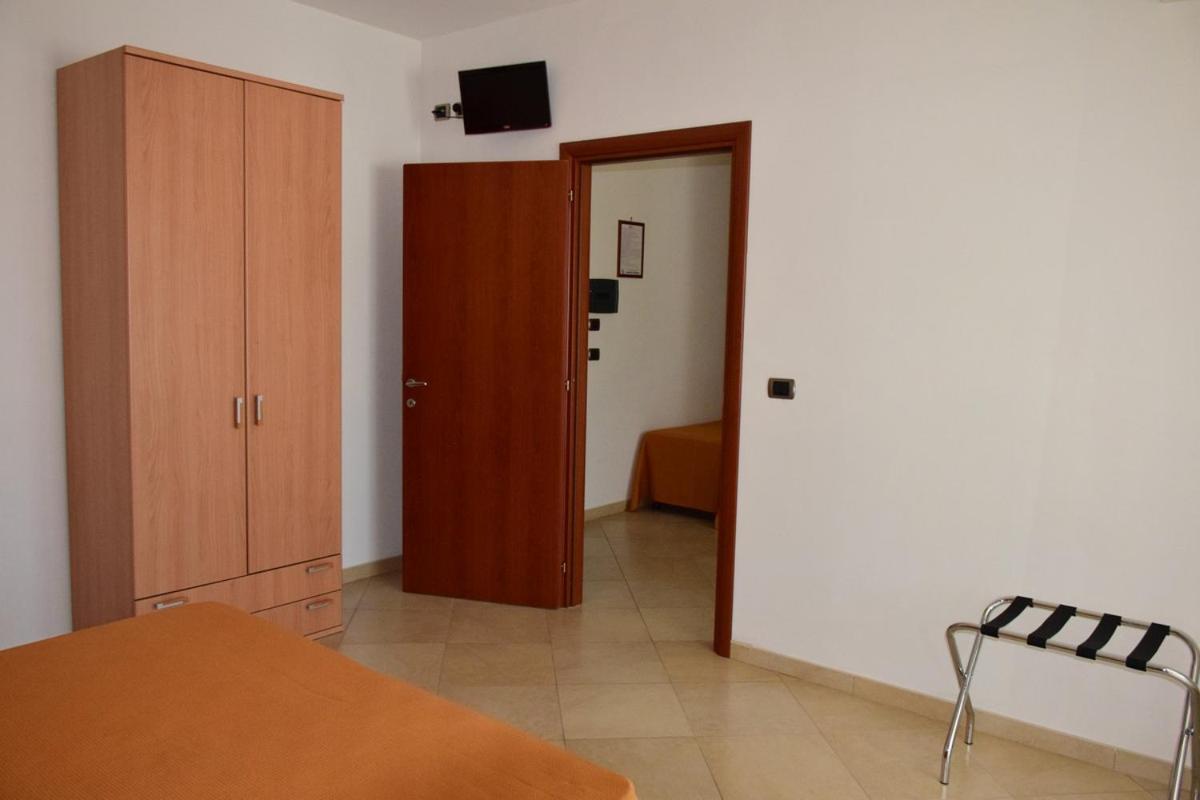 Hotel Maggiore Весте Екстериор снимка